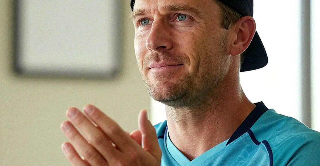 The Gabba's 13-Wicket Day: Head's Unfinished Rescue, Smith's Neck and South Africa's Follow-On Gamble The Gabba's 13-Wicket Day: Head's Unfinished Rescue, Smith's Neck and South Africa's Follow-On Gamble