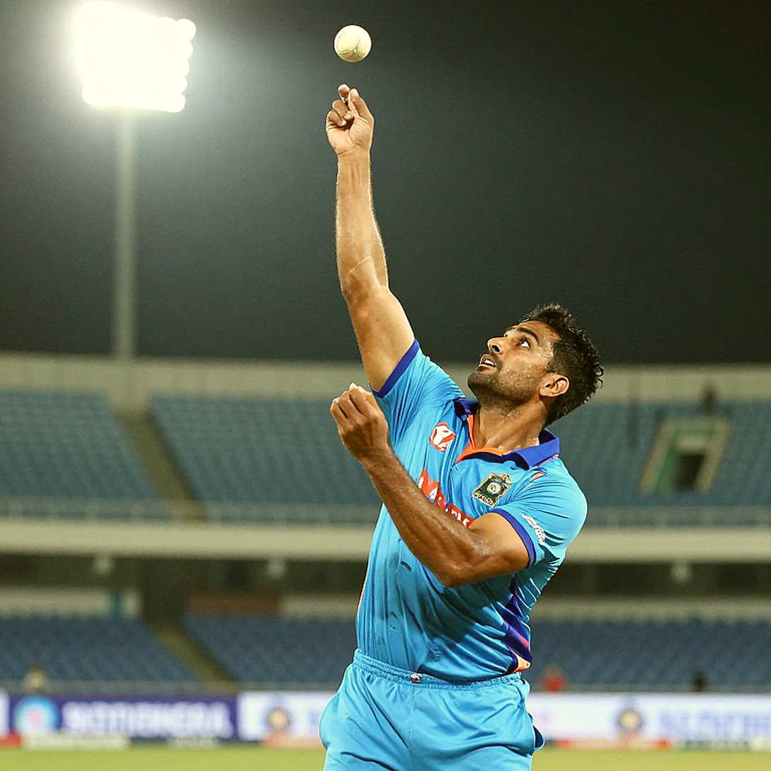 जंक्शन ओवल की नई लाइटें और 38 दिन में 43 मैच: WBBL|12 की असली कहानी शेड्यूल और एक कंधे में है